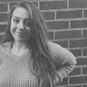 Meet your Posher, Lesly